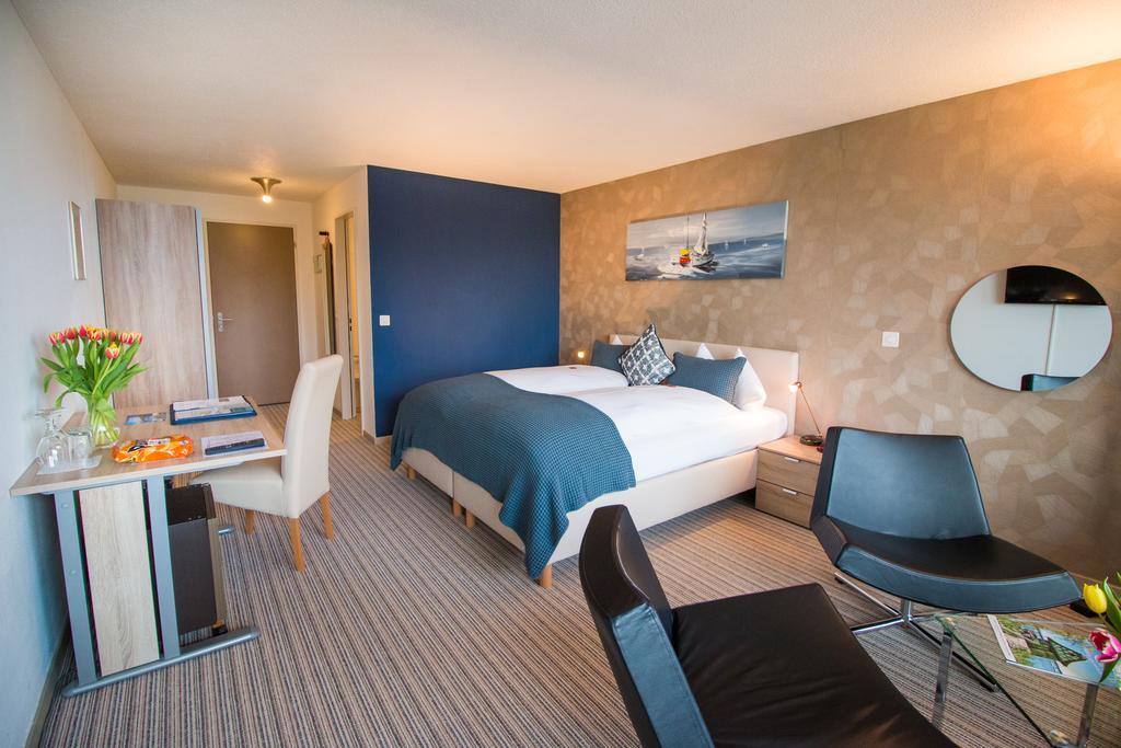 Park - Hotel Inseli Romanshorn Eksteriør billede