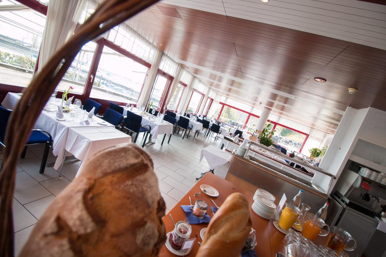 Park - Hotel Inseli Romanshorn Eksteriør billede
